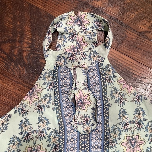 Blue Rain Floral Halter Tunic Top - Picture 2 of 8